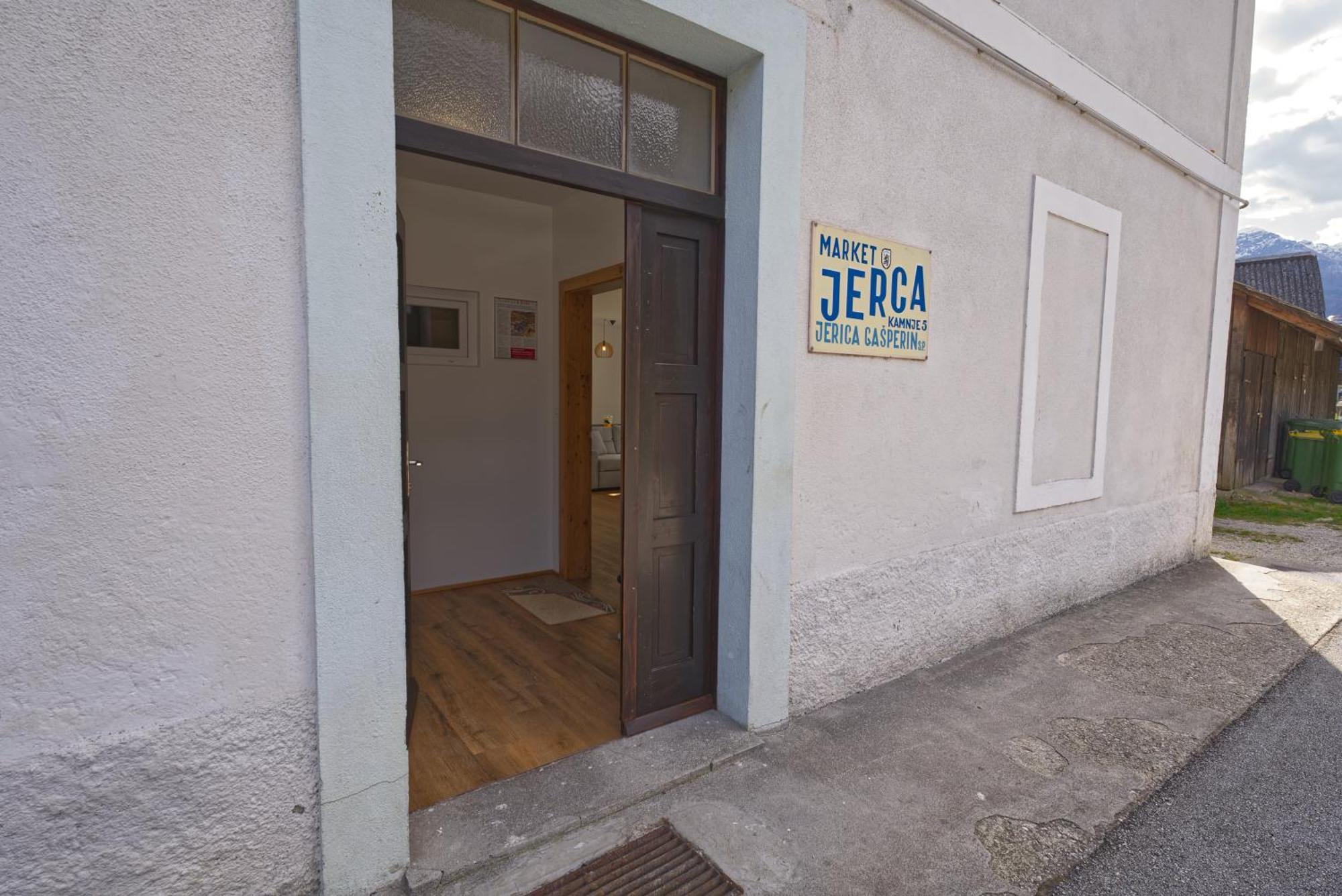 Apartma In Studio Jerca Ob Savi Бохин Екстериор снимка