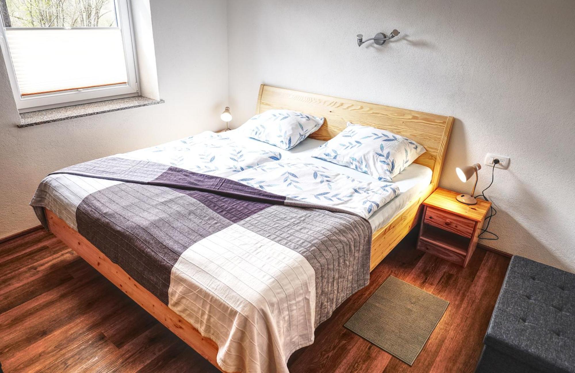 Apartma In Studio Jerca Ob Savi Бохин Екстериор снимка