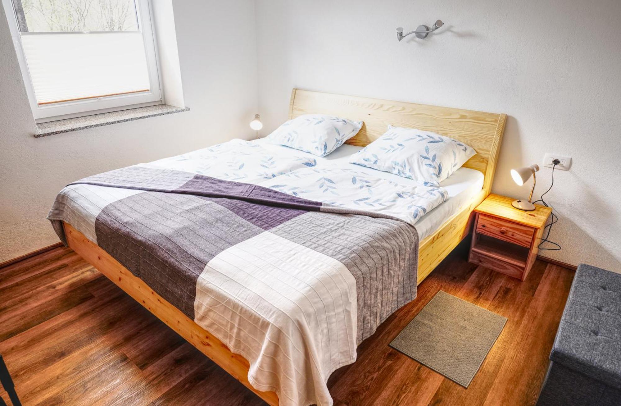 Apartma In Studio Jerca Ob Savi Бохин Екстериор снимка
