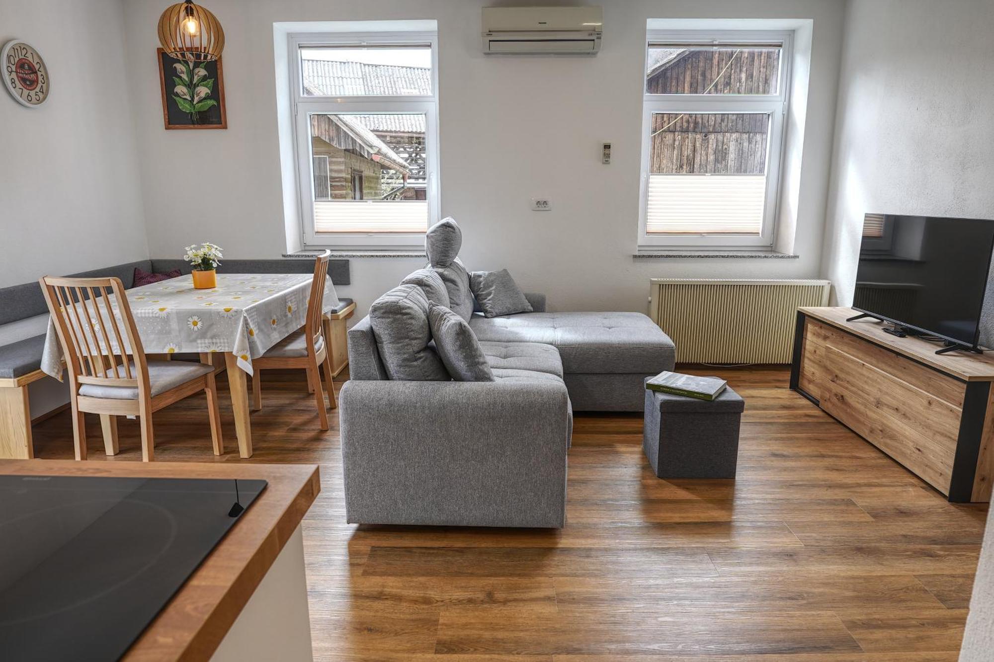 Apartma In Studio Jerca Ob Savi Бохин Екстериор снимка